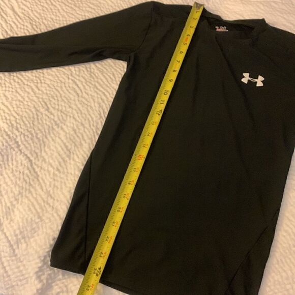 UNDERARMOUR, heatgear, ladies medium, polyester/elastain, good condition - Picture 5 of 11
